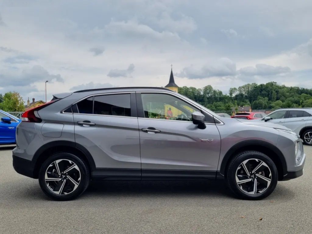 Mitsubishi Eclipse Cross, 2.4 PHEV 4x4 1 - 6