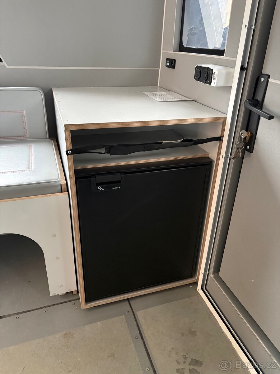 Rybářská loď Hammer 590C , Rybářský člun s kajutou - 6