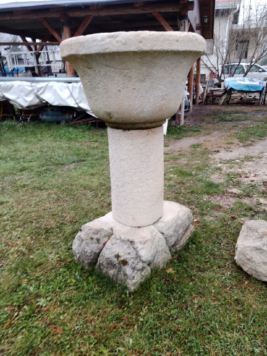 Pískovcový květináč - 6