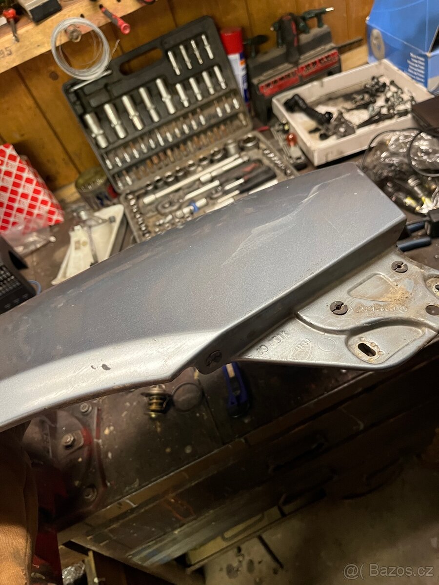 Blatník Octavia 2 přední pravý před fl - 6