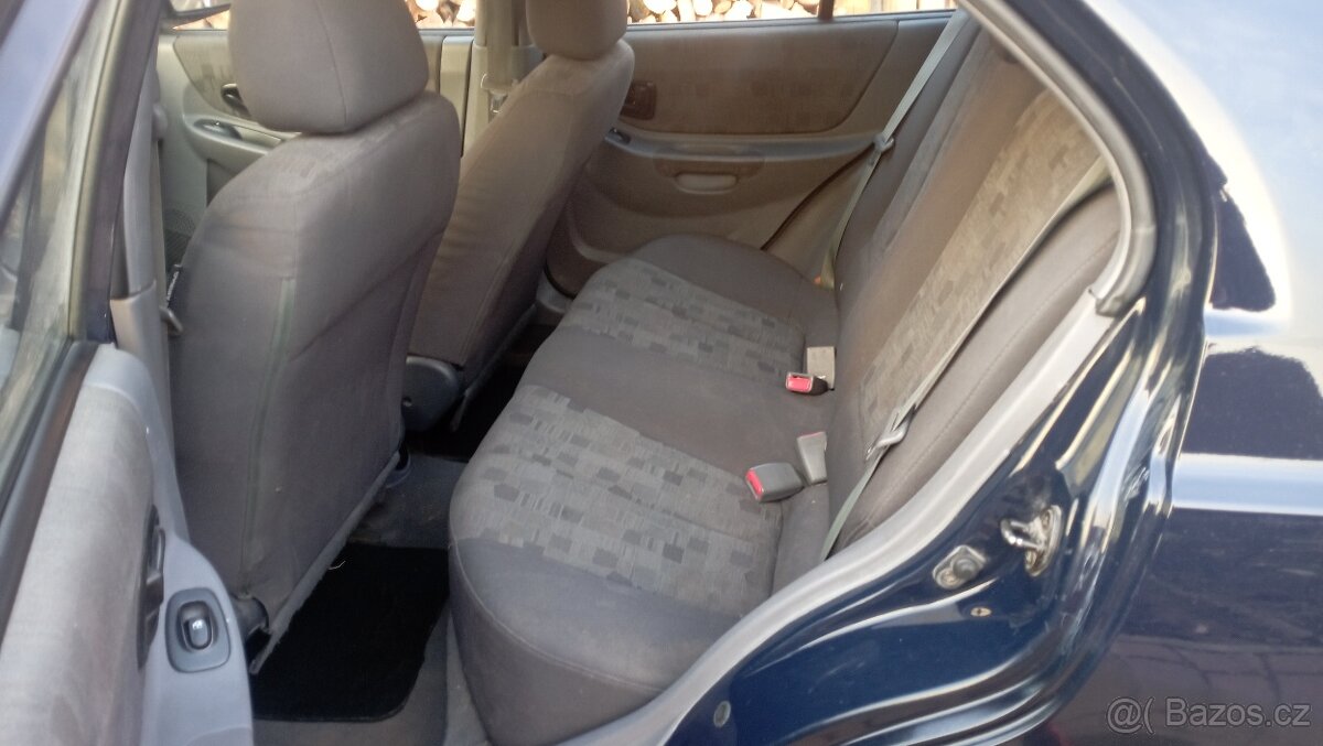 Hyundai Accent 1,3 - 6