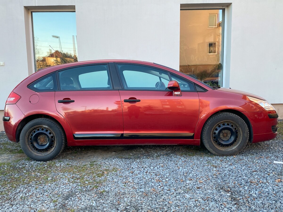 Citroën C4, 1.4 16v 65kW Nová STK - 6