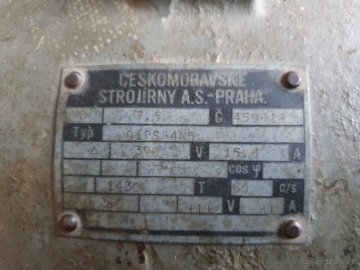 Historický kroužkový motor. - 6