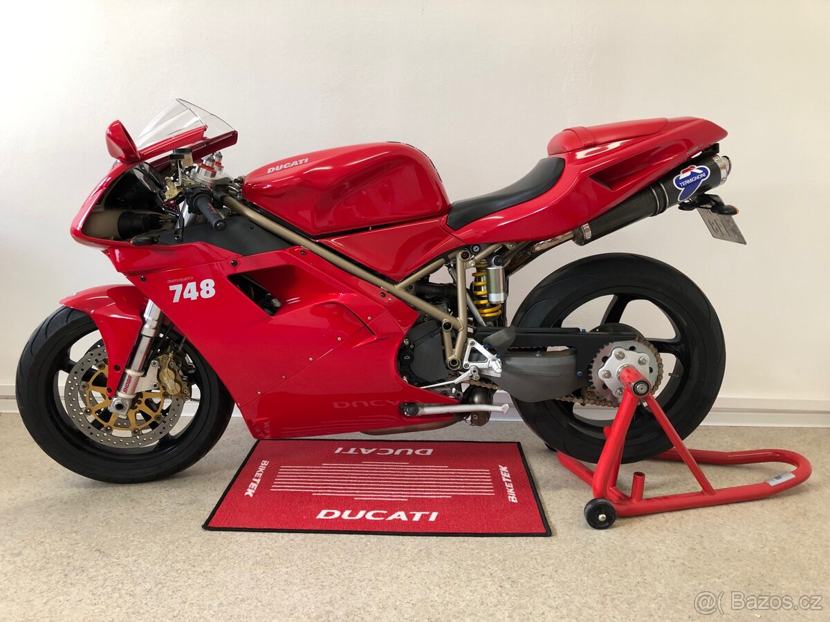Ducati 748 - 6