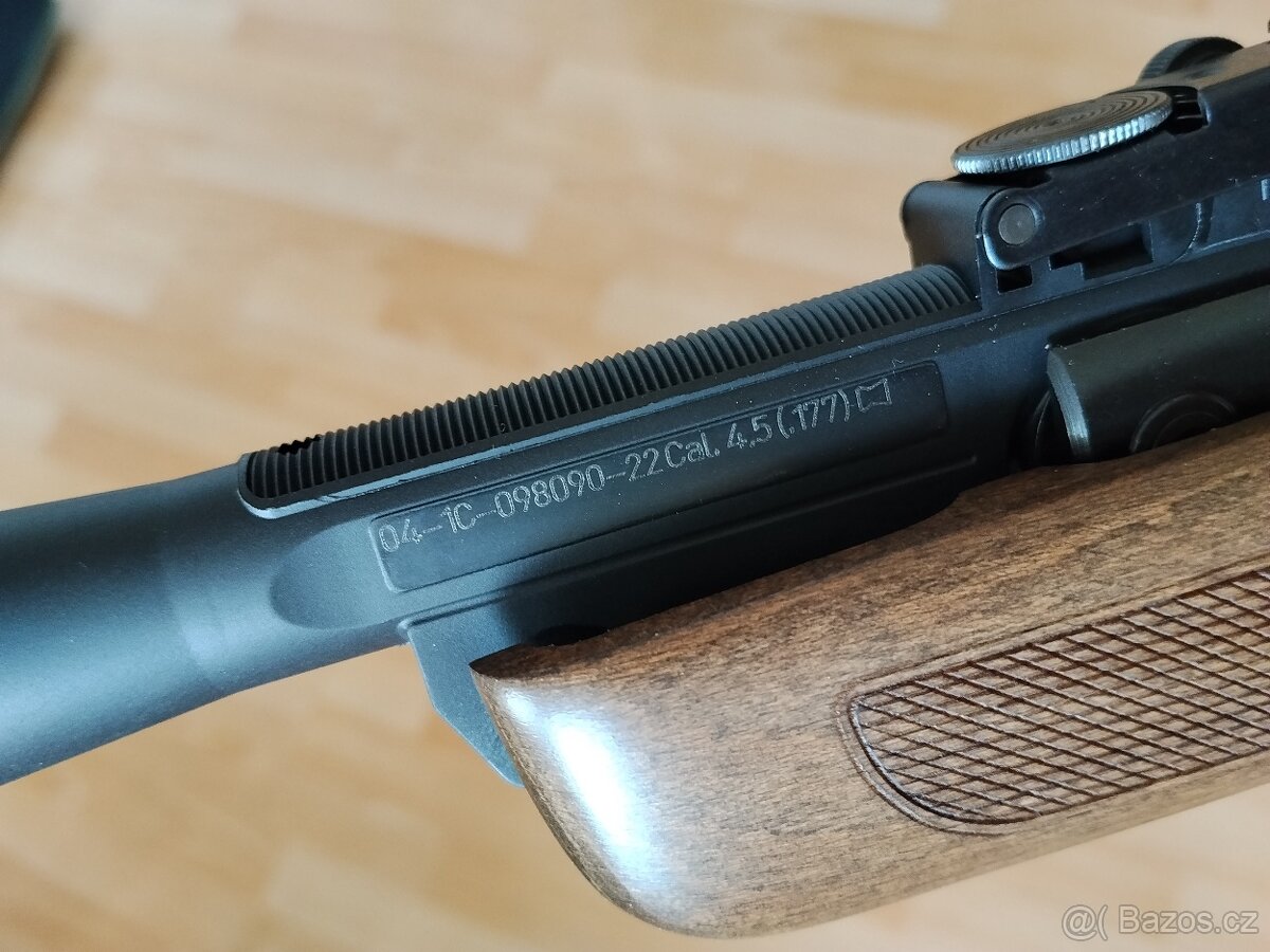 Prodám vzduchovku Gamo - 6