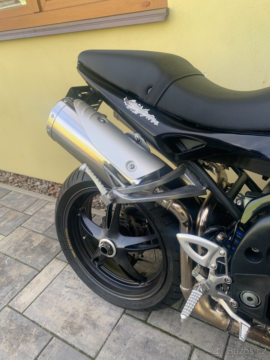 Triumph SPEED TRIPLE 1050 - 6