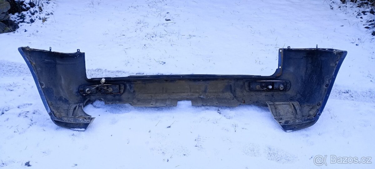 Mitsubishi Pajero III zadní nárazník - 6