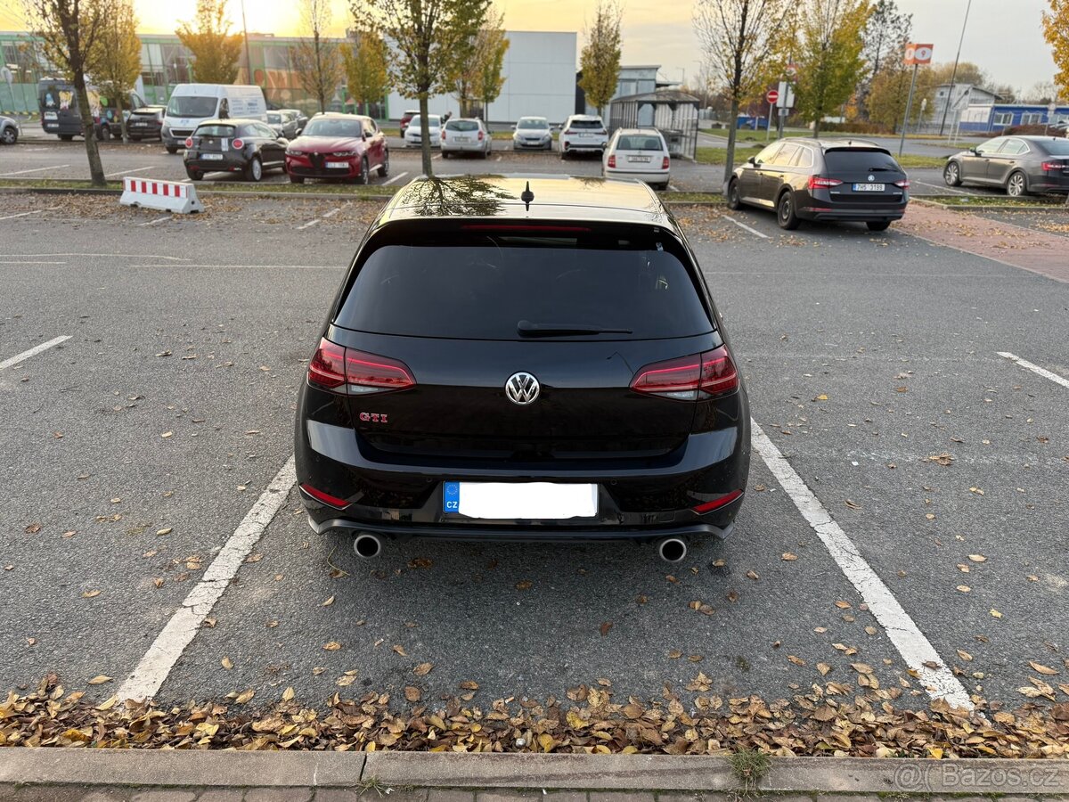 Volkswagen Golf 7,5 GTI Performance 180kw DSG - 6
