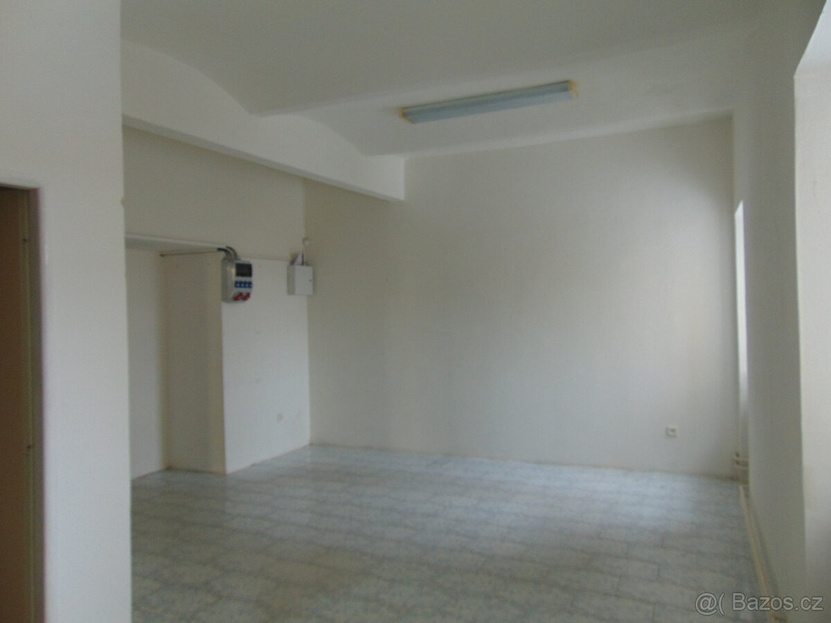 Pronájem obchodu ve Znojmě - 6