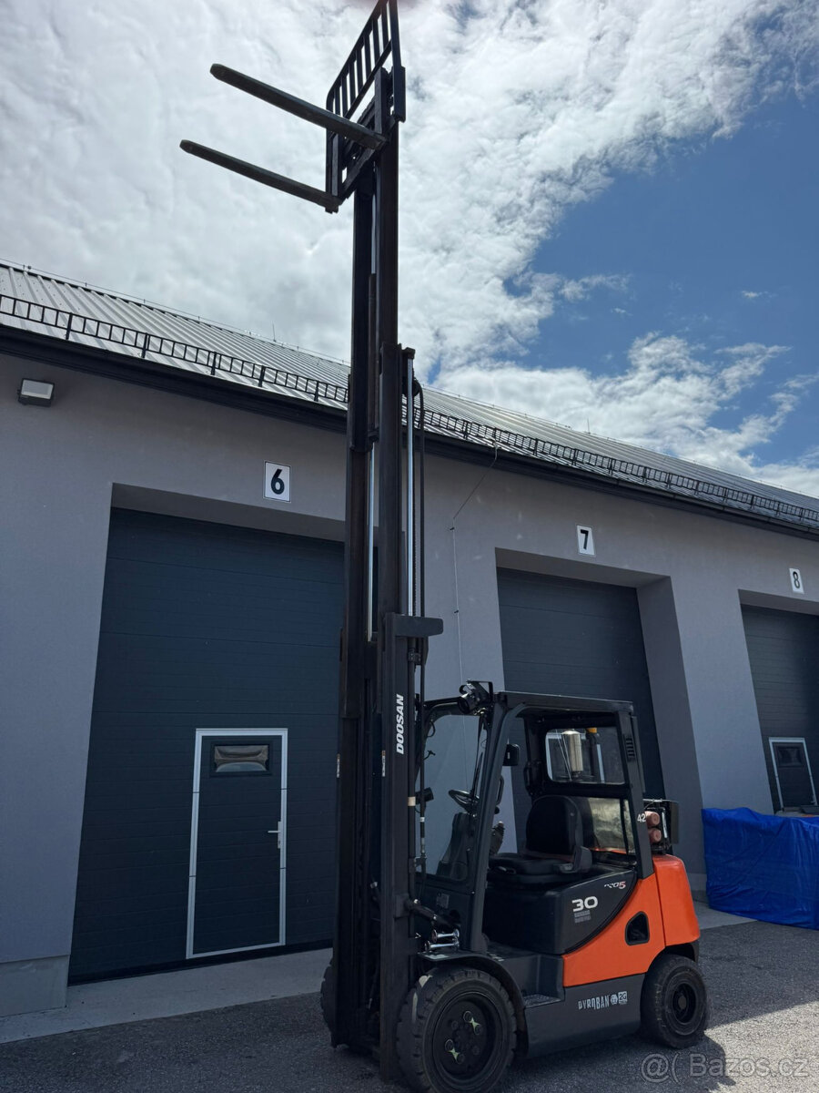 VZV DOOSAN D30S-5 - 6