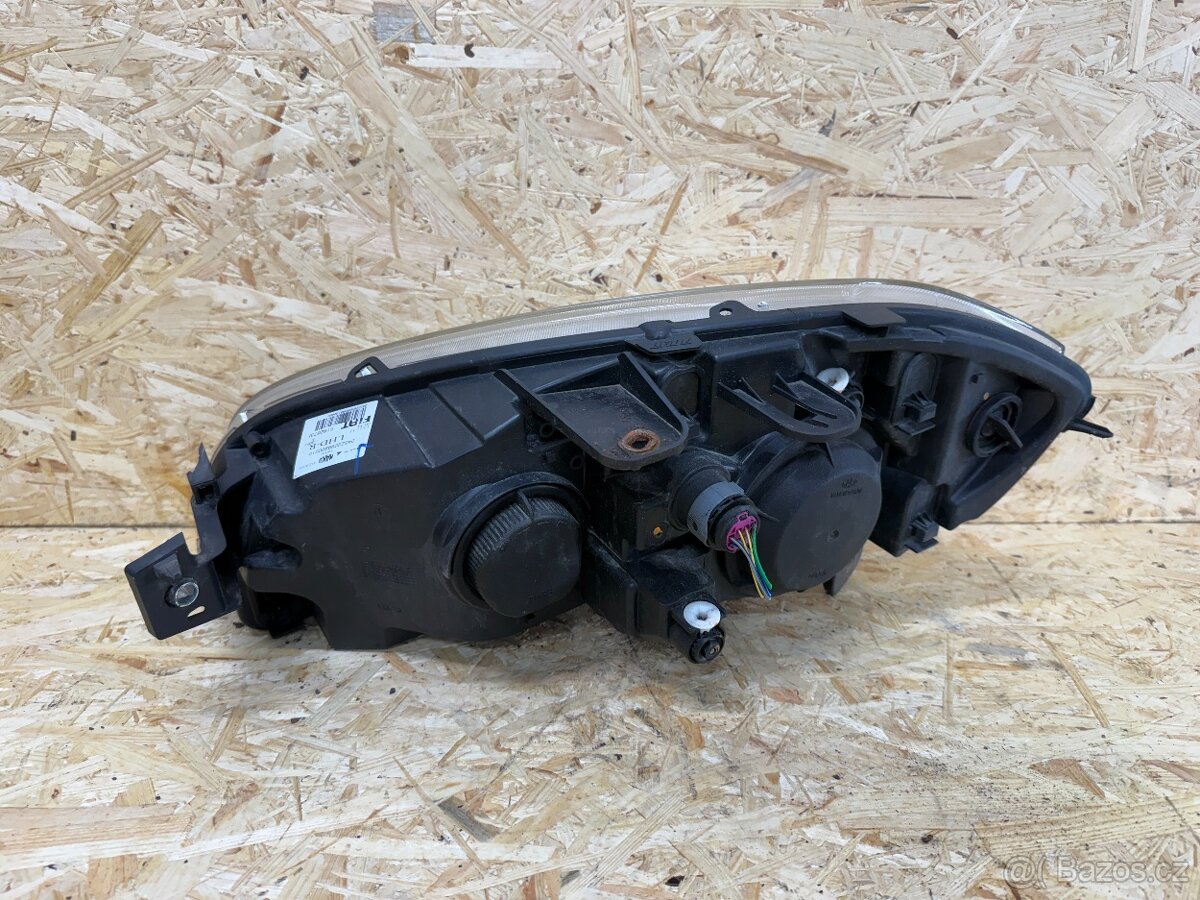 PŘEDNÍ SVĚTLA FIAT LINEA 51826739 / 51826738 - 6