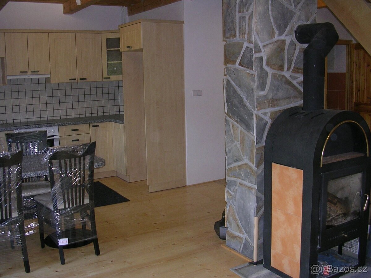 Chalupa,dům na polosamotě s pozemkem 5000m², Luhačovice - 6