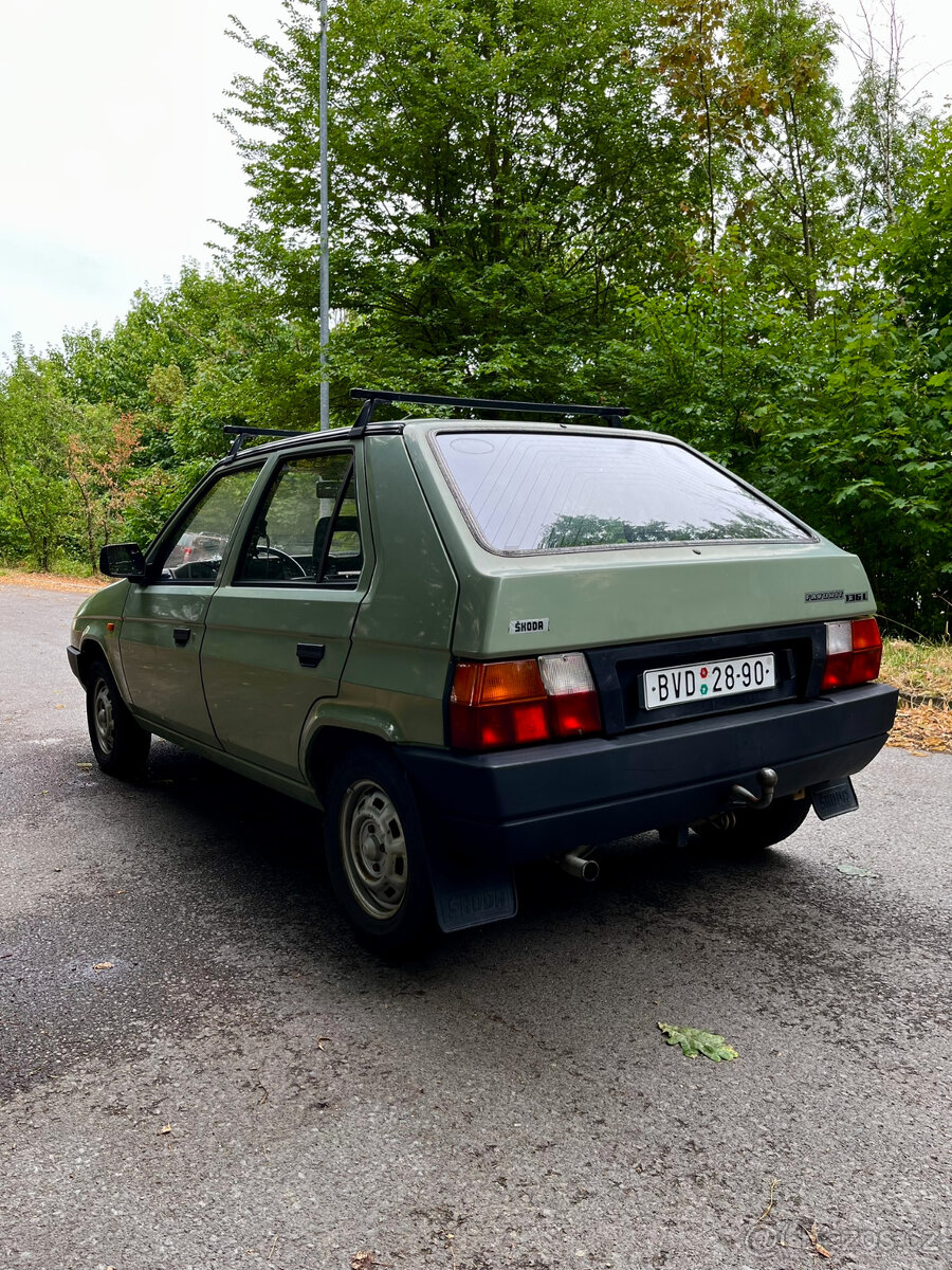 Škoda Favorit 136 LUX - 6