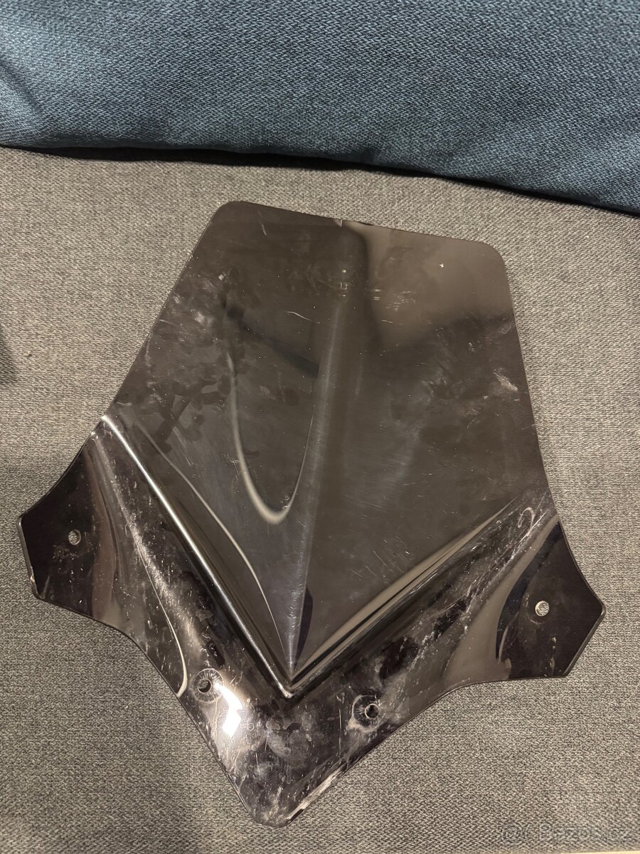 Triumph street teiple 675r - 6