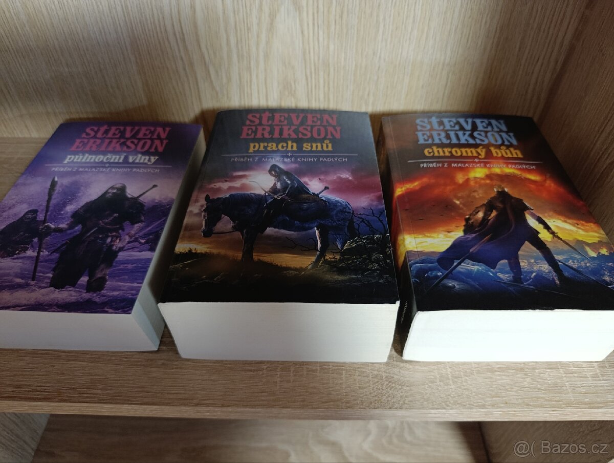 Malazská kniha padlých - série - 6