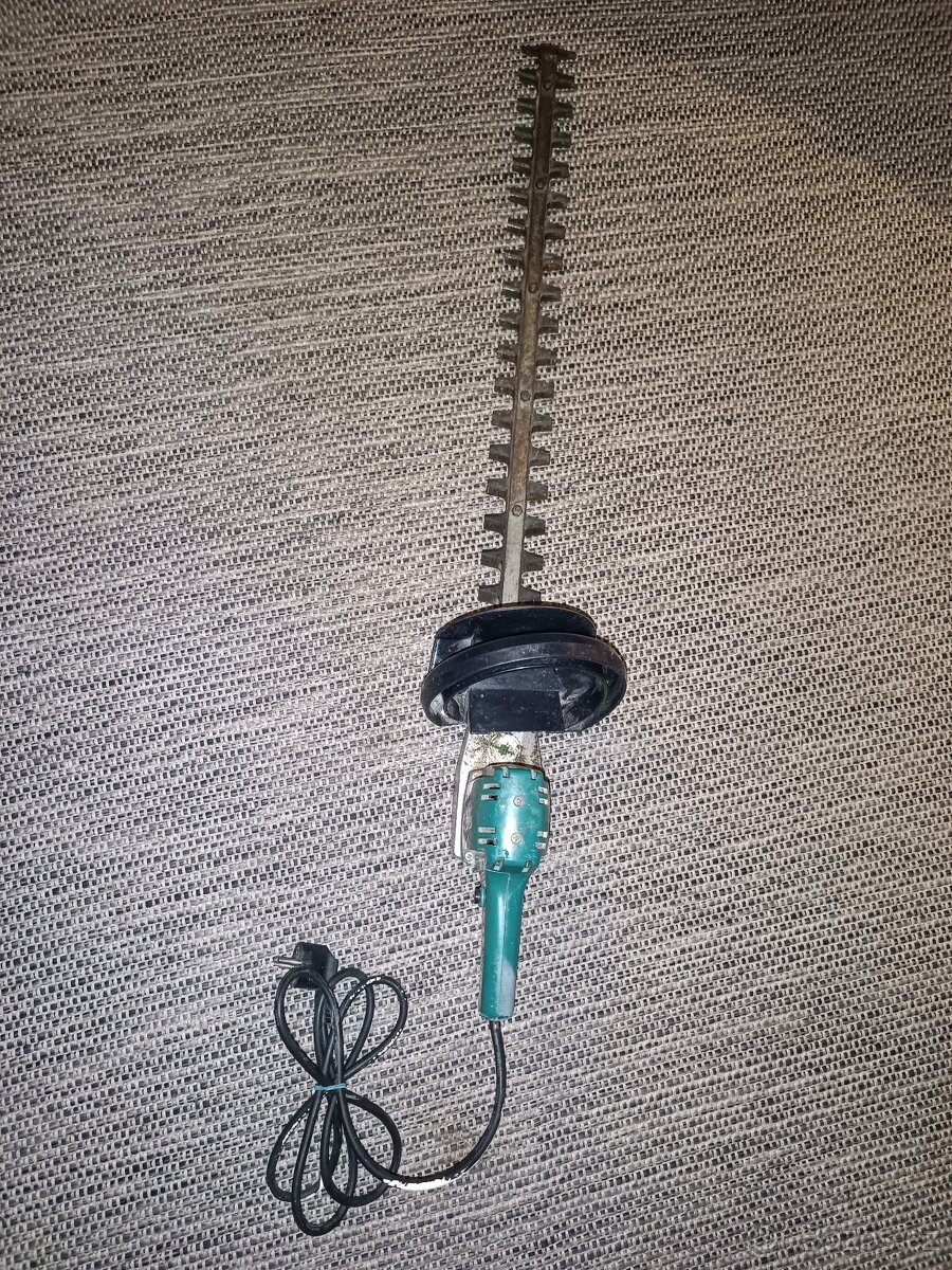 Elektrický plotostřih Metabo - 6