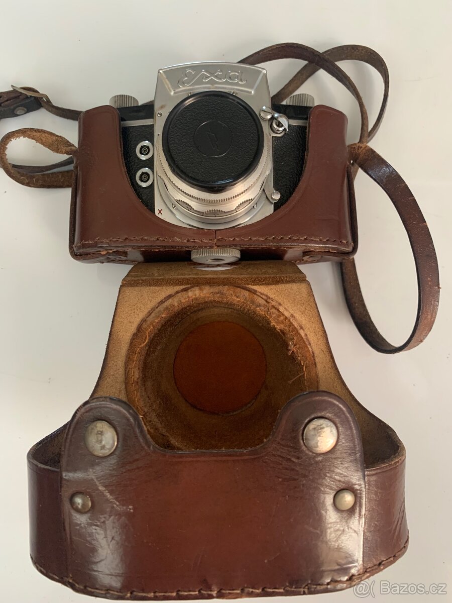 Fotoaparáty ALTISSAR a EXA Jhagee - 6