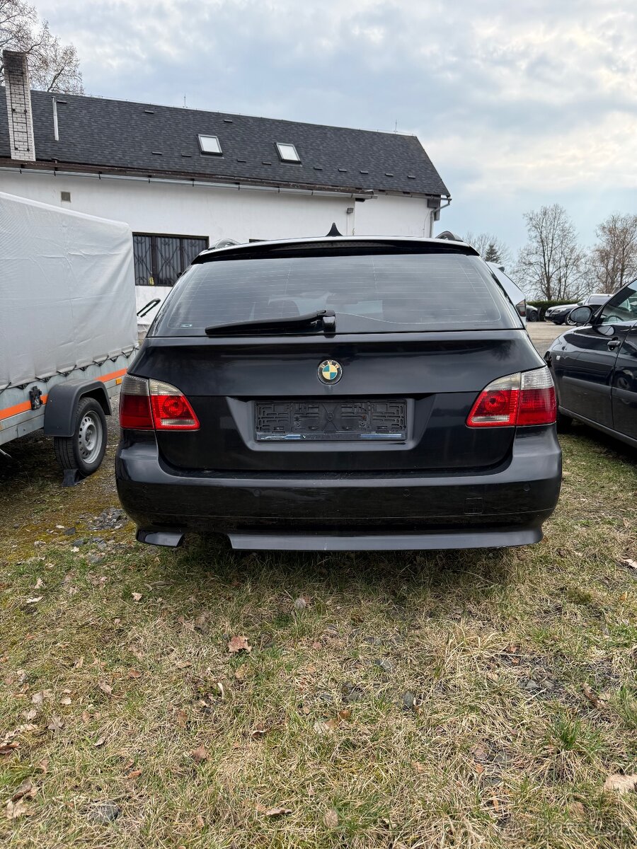 Náhradní díly e61 - 6
