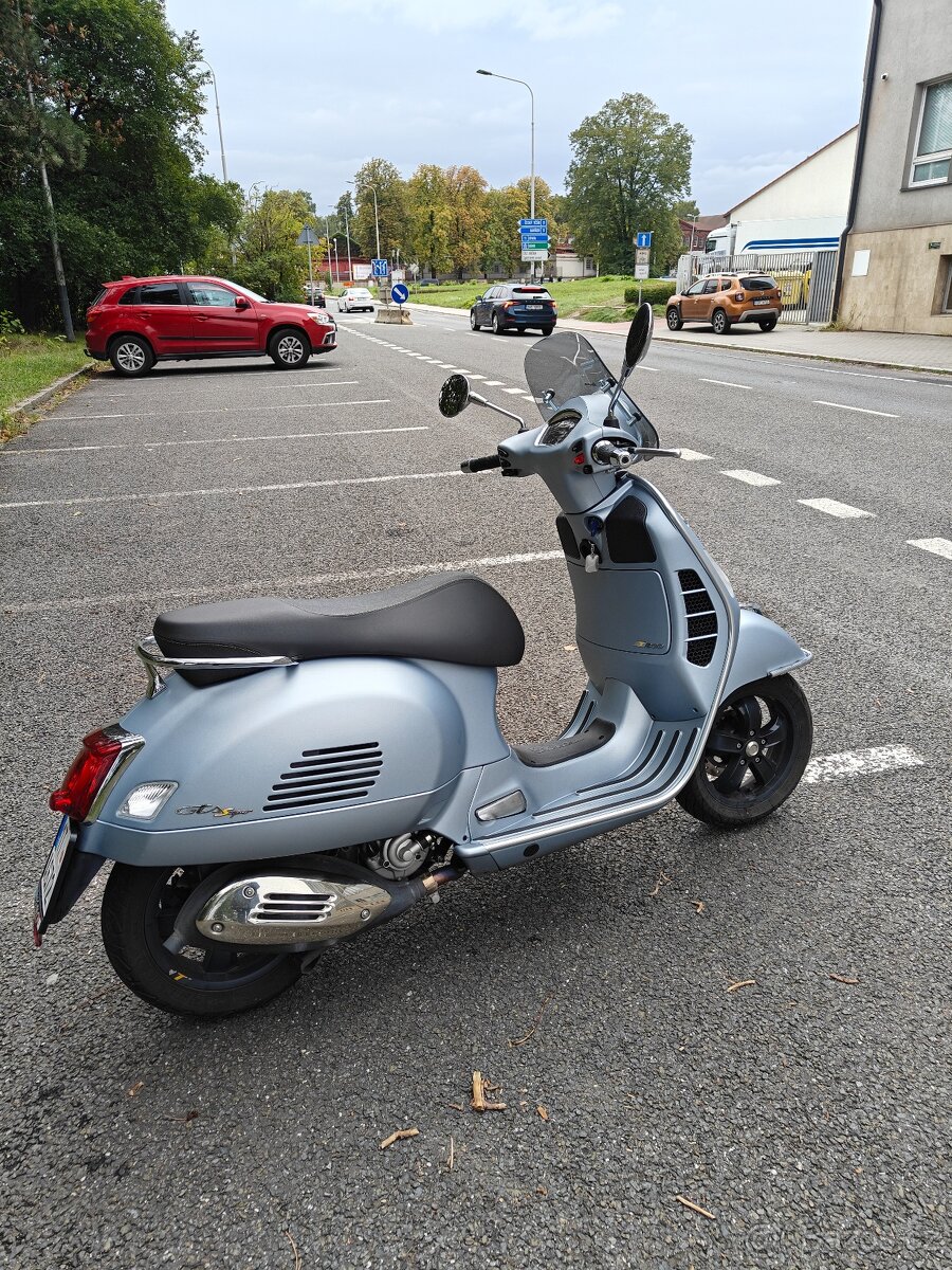 Vespa GTS 300 SuperTech - 6