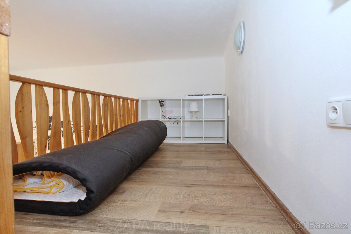 Pronájem bytu 2+kk 42 m2 s patrem na spaní, Praha 5 Smíchov, - 6