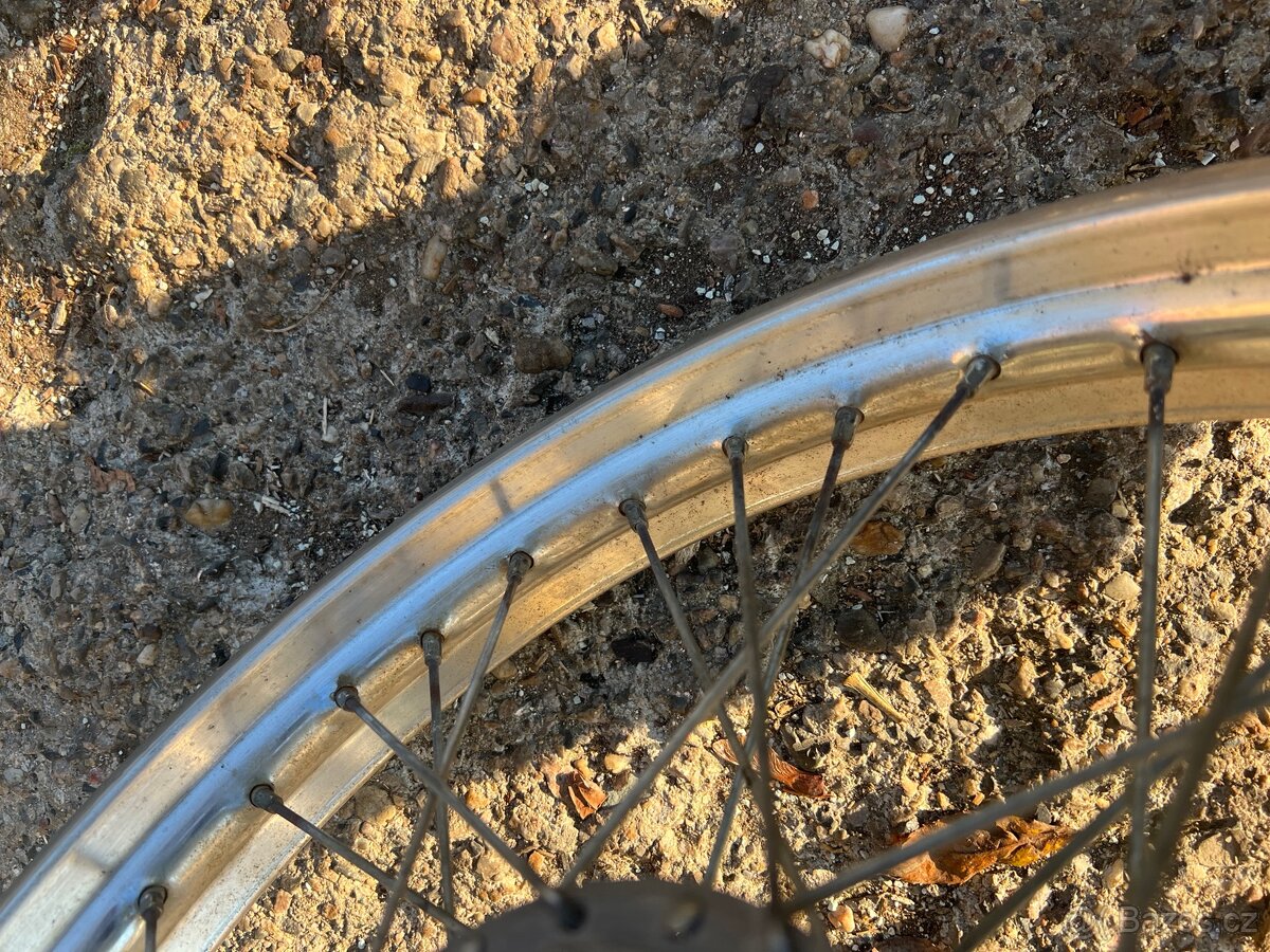 Kola z Babety 210 - 6