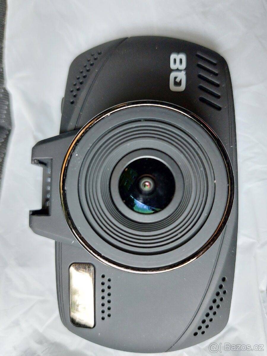Kamera do auta Niceboy Pilot Q8 NOVÁ - 6
