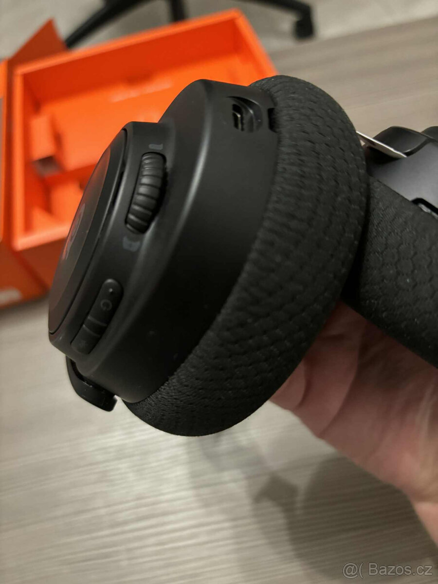 Herní sluchátka SteelSeries Arctis Nova 7 - 6