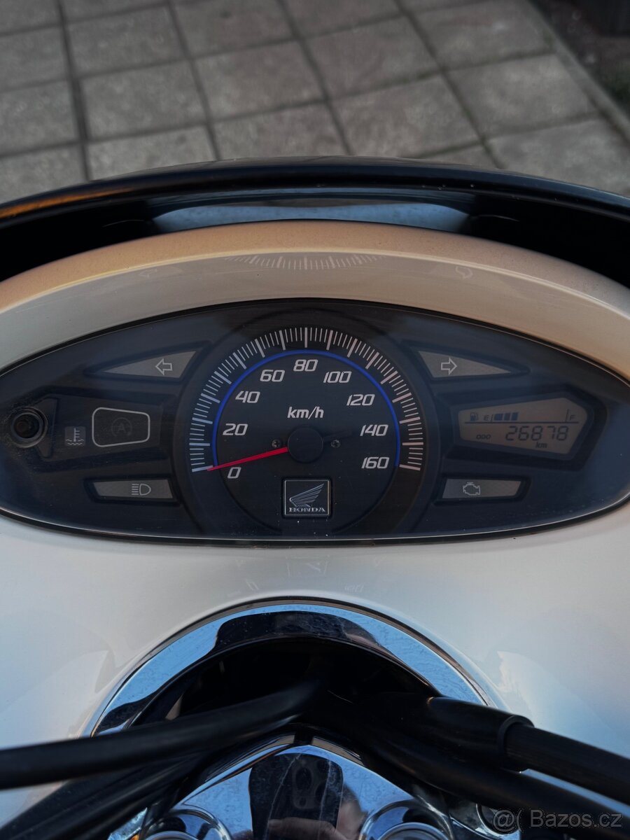Honda pcx125 - 6