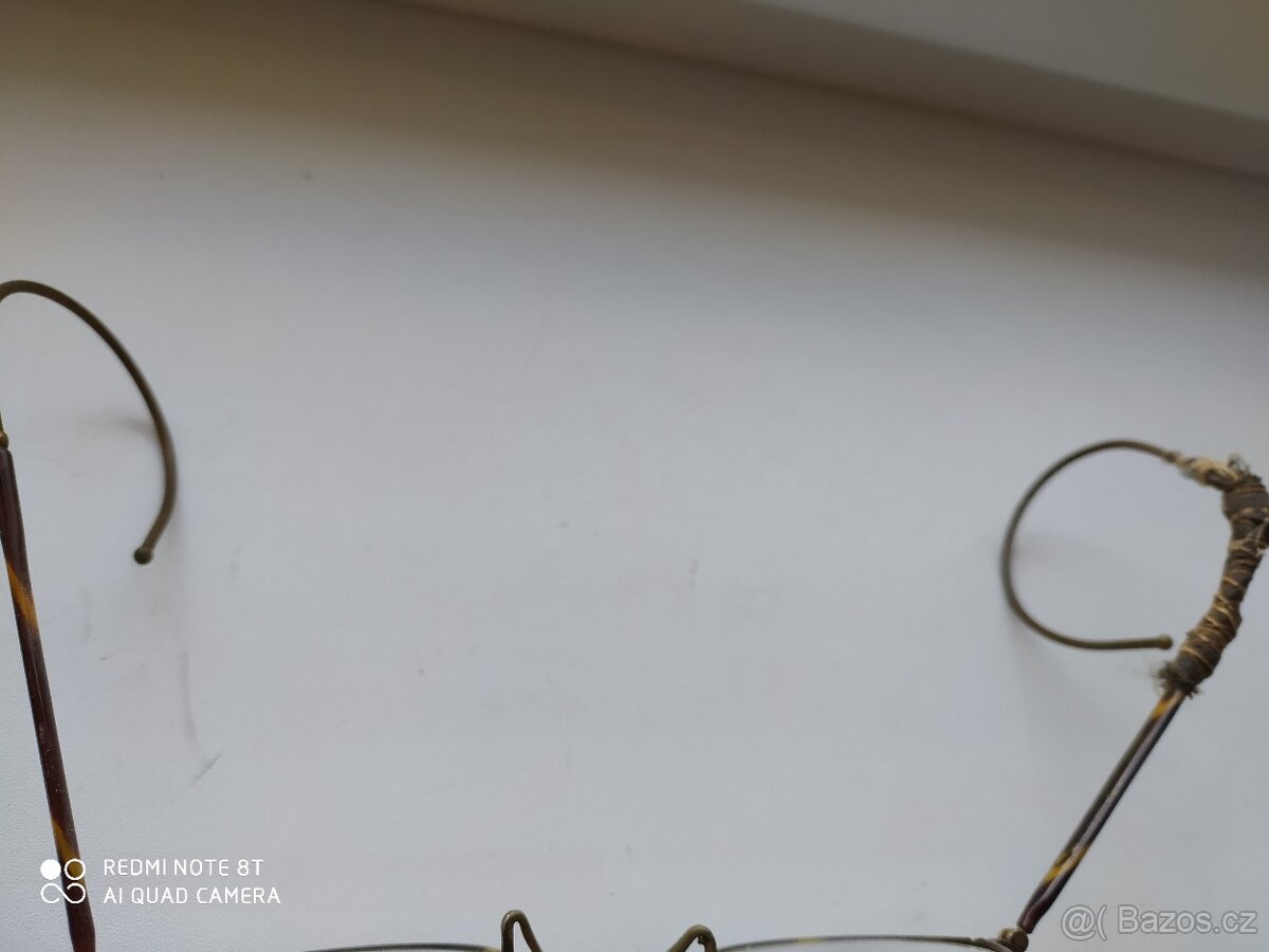 Studentský stůl, starožitné židle,kovová lampička, Lenonky - 6