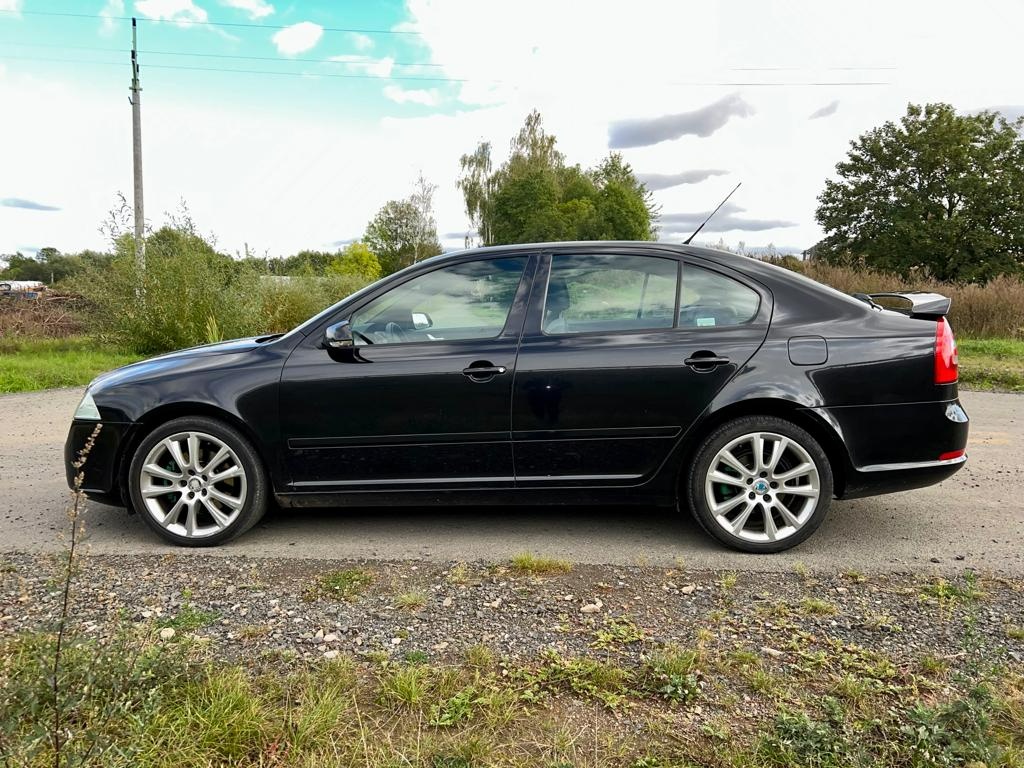 Škoda Octavia 2 RS sedan 2.0TFSI 147KW BWA GVT LF9R 2006 - 6