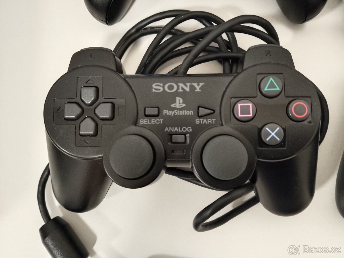 Xbox a PlayStation ovladače na opravu - 6