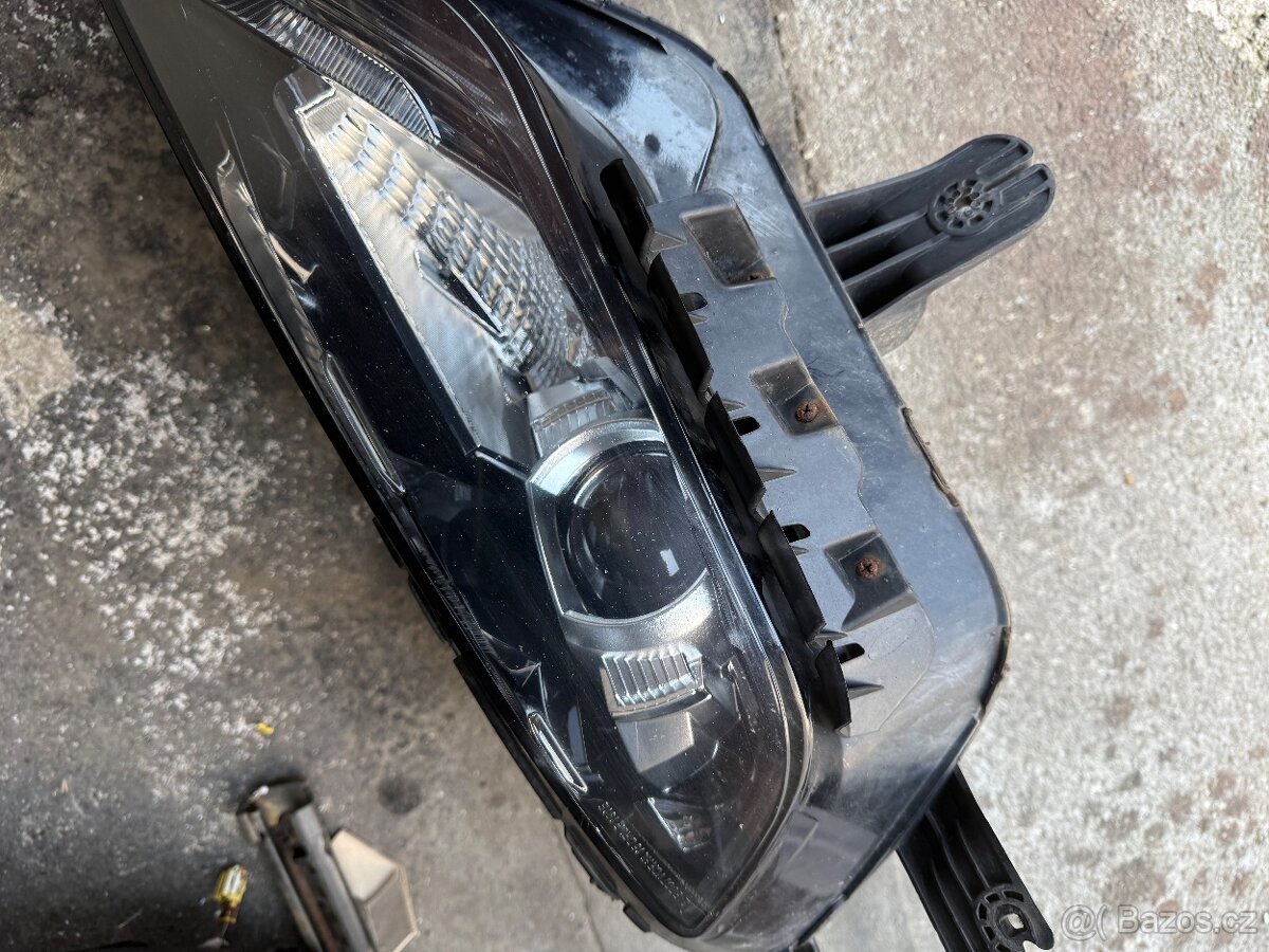Přední světlomety Chevrolet Camaro - 6