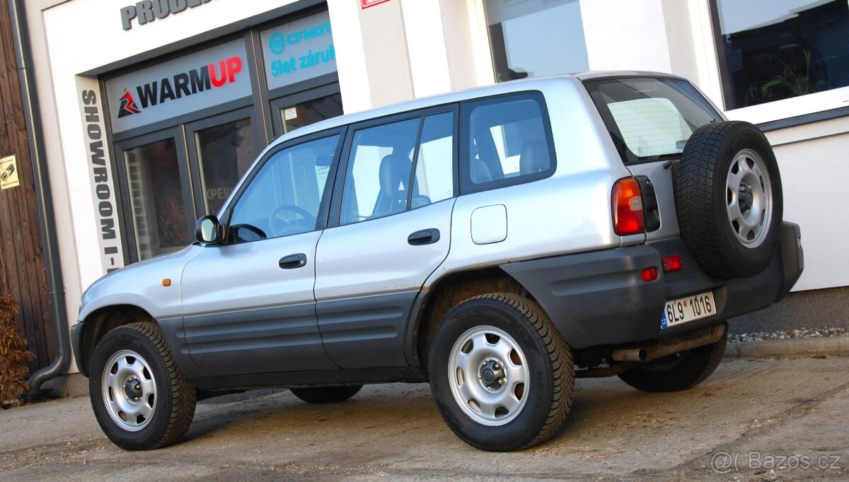 Toyota RAV4 2.0i benzin 4x4 - 6