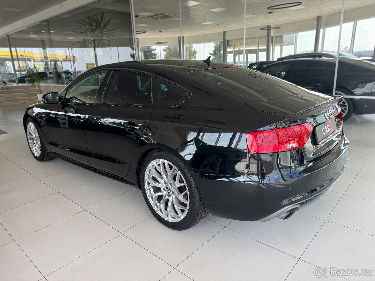 Audi A5 1.8TFSI Aut S-LINE KeyLess Nav - 6