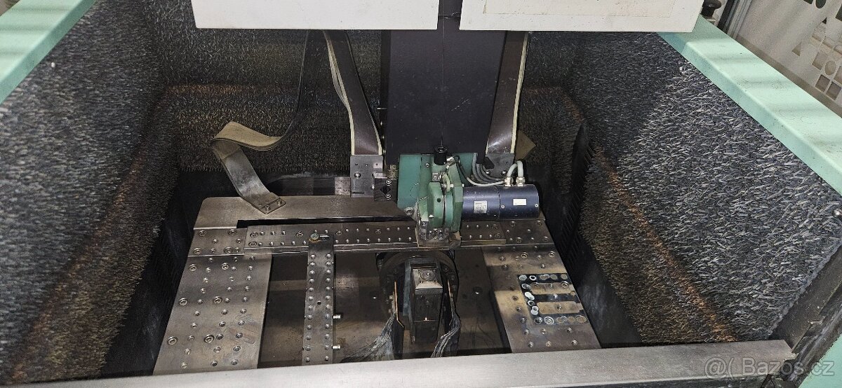 Elektroerozivní drátová řezačka AGIECUT CLASSIC 2S - 6