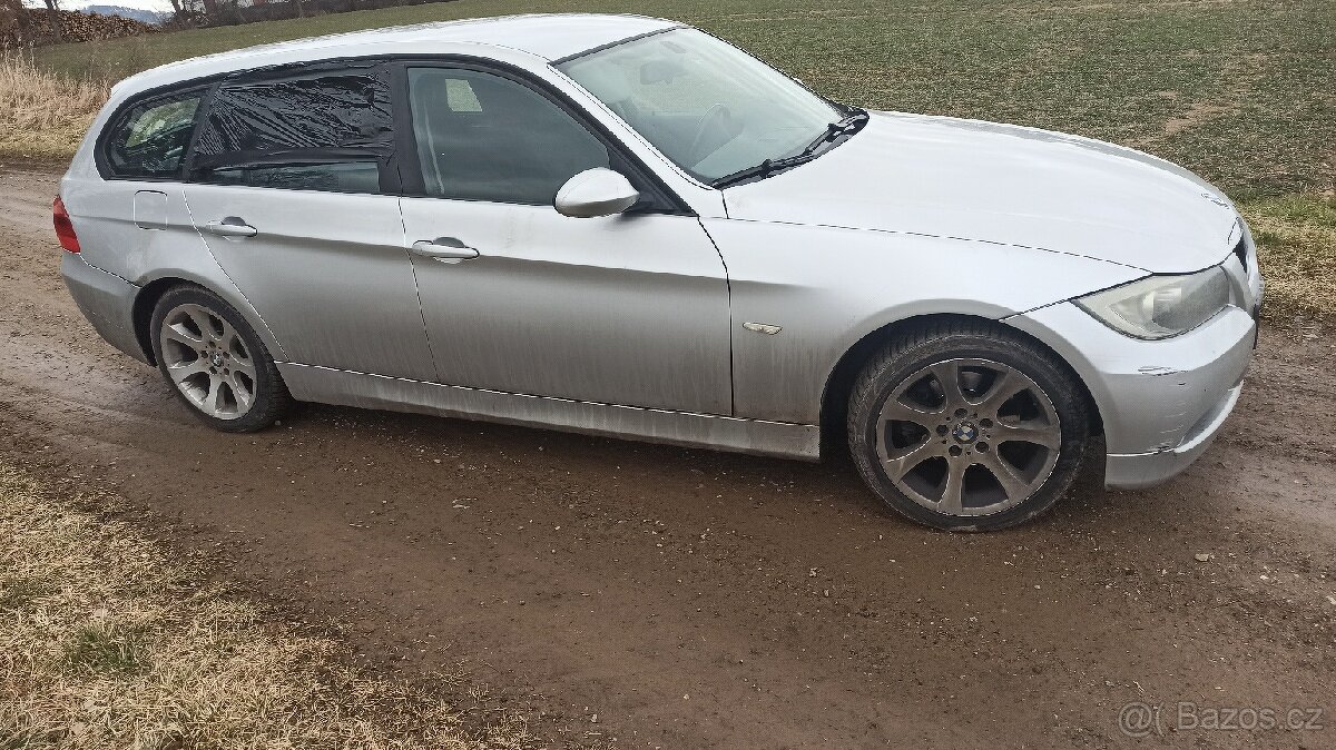 BMW e91 320d 2.0d - 6