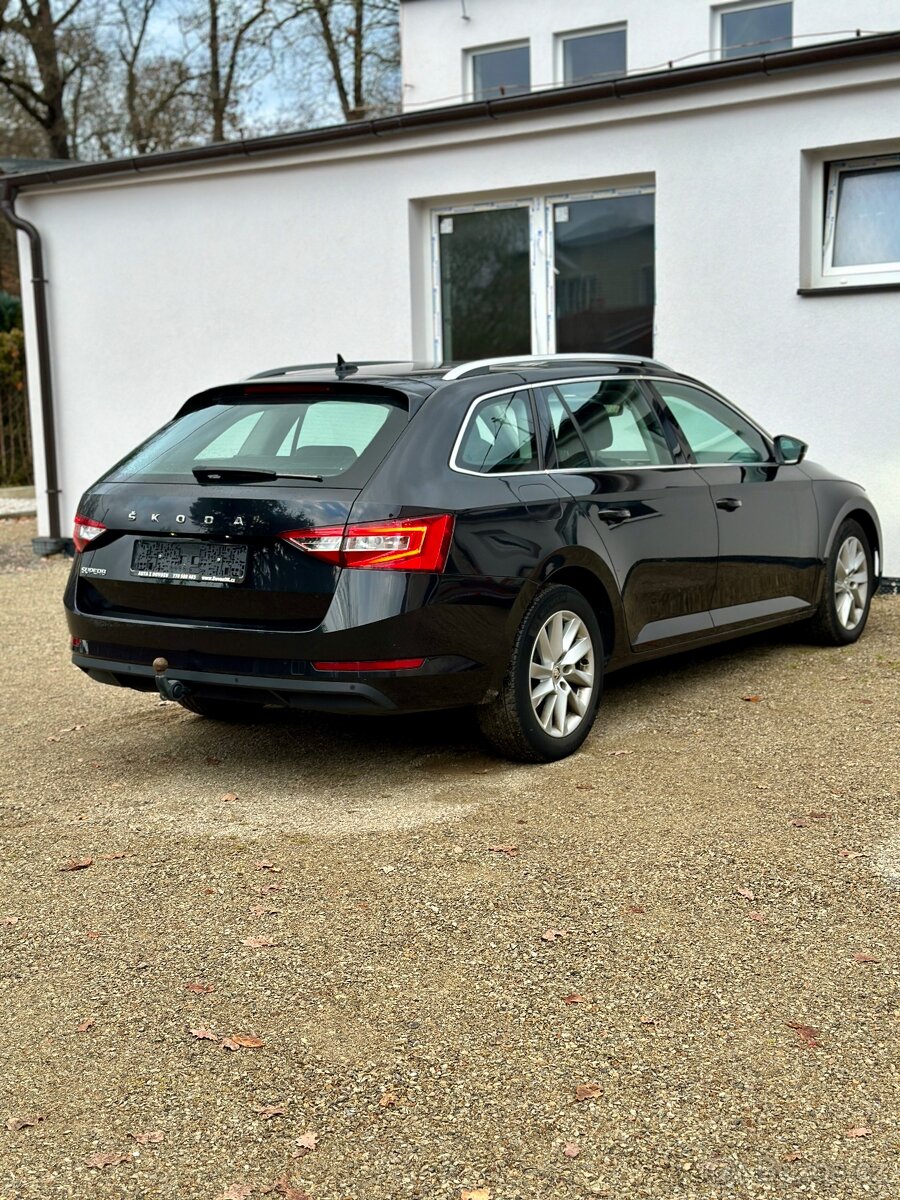 Škoda Superb 3 2023 2.0 TDi 110kW 185tkm Tažné/ACC/Kůže - 6