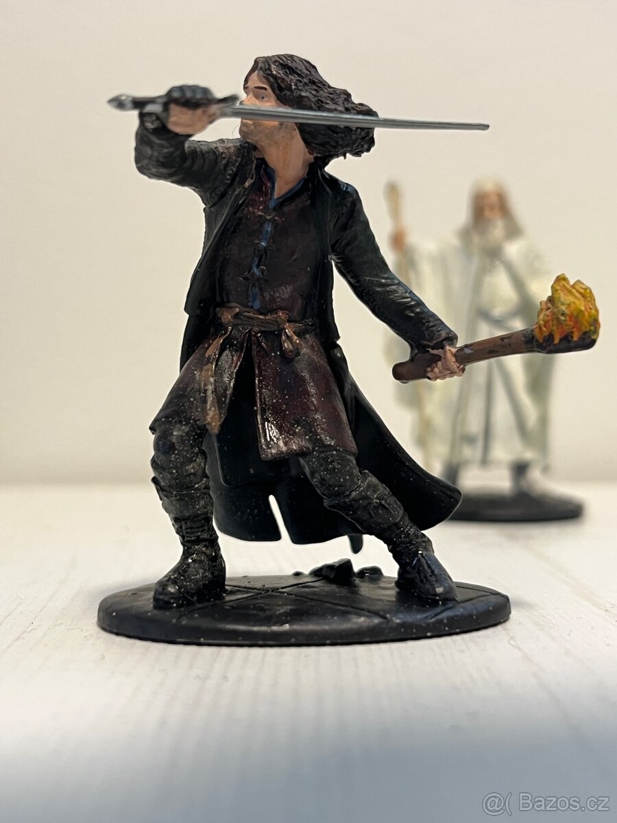 Sběratelské figurky Eaglemoss Gandalf a Aragorn - 6