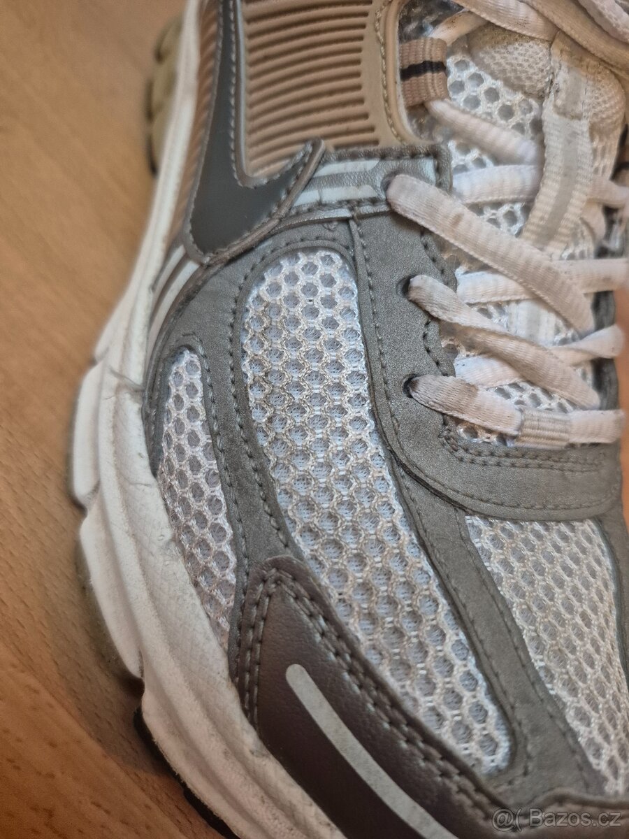 Nike vomero 5 - 6