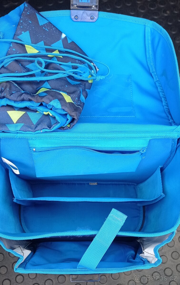 Dětská taška do školy (školní taška + penál) - 6