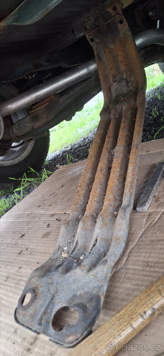 vw t4 drzak rezervy - 6