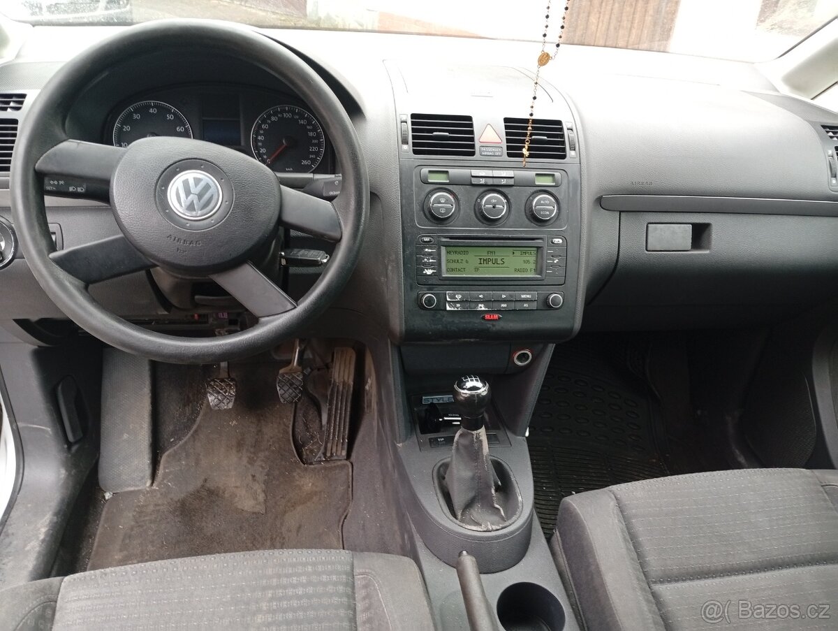 Touran 1.6 FSI 85kw - 6