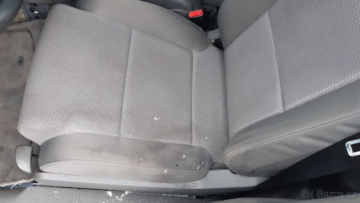 AUDI A2 1,4i 55kW 2002 AUA - JEZDI, DILY - 6