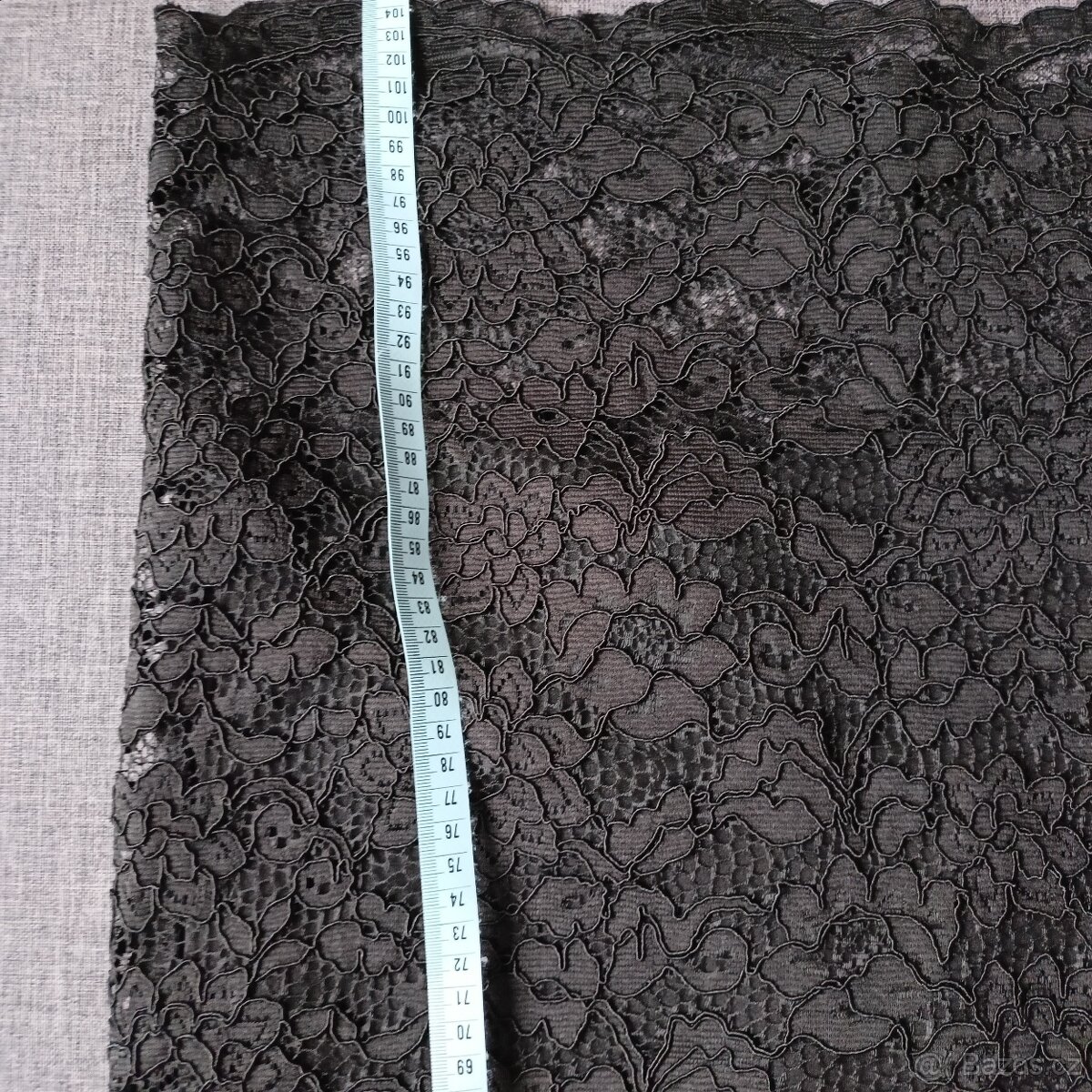 Luxusní společenské šaty s podšívkou - 6