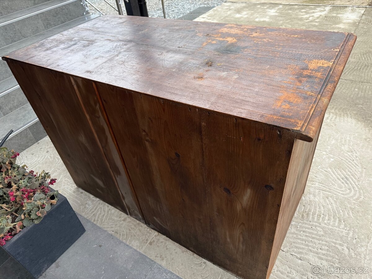 Starožitná komoda 4 šuplíky - 6