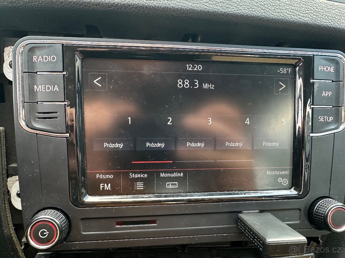 Prodám originální rádio RCD360 – CarPlay / Android Auto - 6