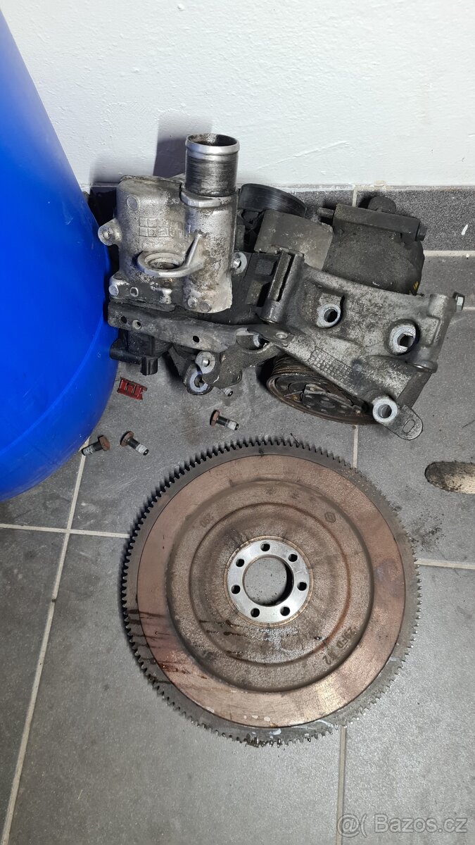 Renault motor K9K 1.5dci díly - 6