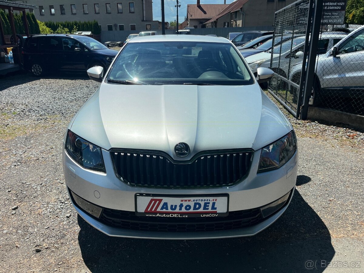 Škoda Octavia 1.4 TSi Elegance, Xenony - 6