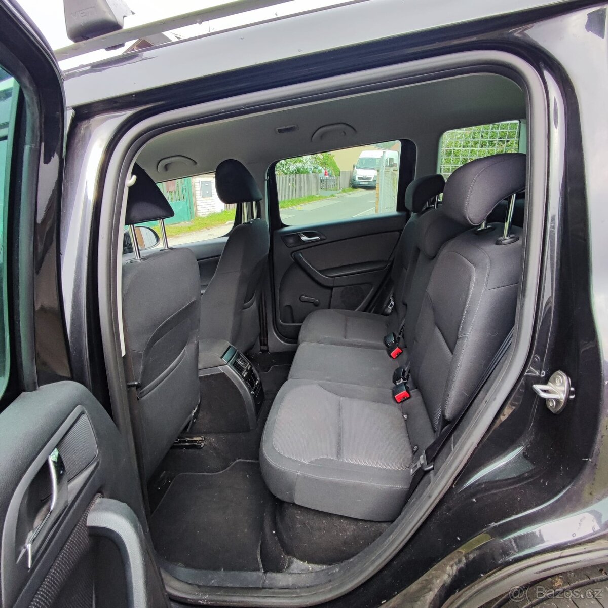 Škoda Yeti 1.2 tsi benzín rok 2014 - 6