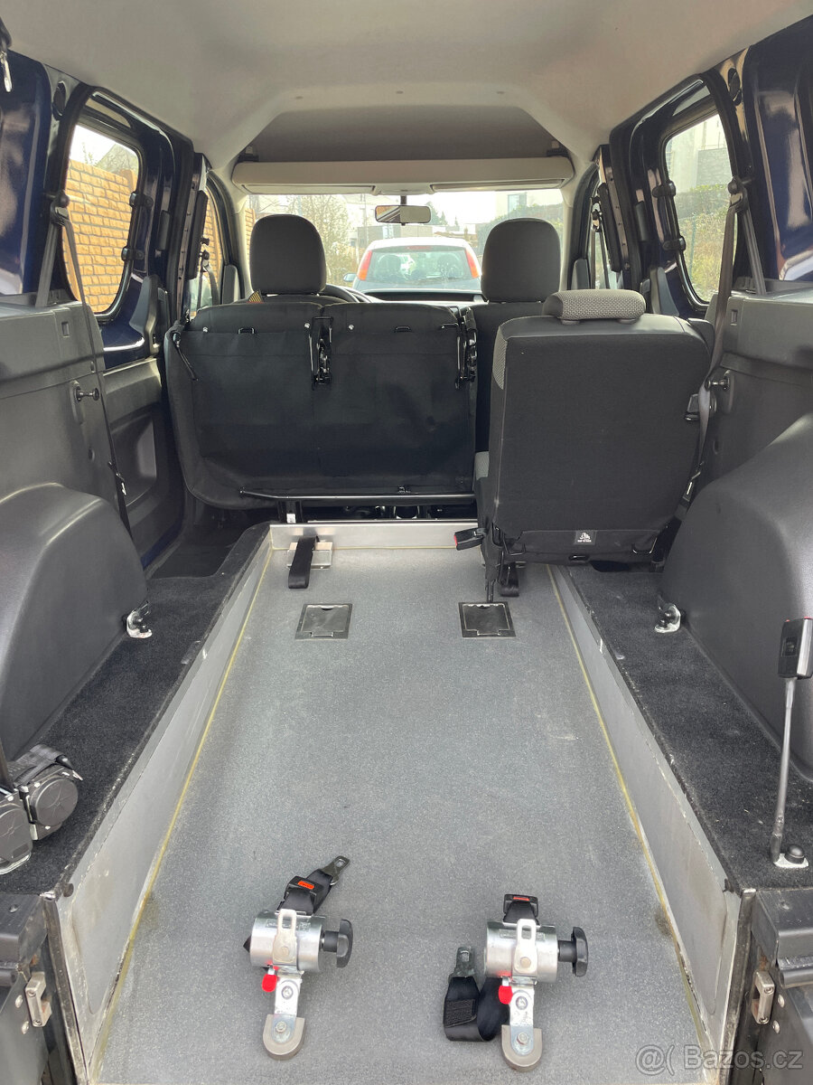 Dacia Dokker: pro převoz vozíčkáře - 6